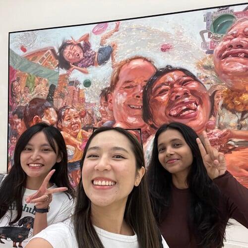 Siamnity is a smart audio-guide app, discreetly assisted by artificial intelligence, that lets culture enthusiasts explore Siam’s heritage independently, at their own pace.